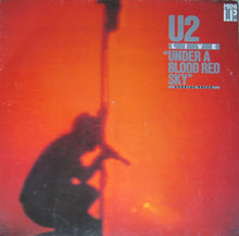 Carica l'immagine nel visualizzatore di Gallery, U2 : Live "Under A Blood Red Sky" (LP, MiniAlbum, RE)