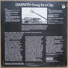 Carica l'immagine nel visualizzatore di Gallery, Joan Sutherland, Heather Begg, Margreta Elkins, Graham Clark (2), Clifford Grant, Tom McDonnell, Louis Quilico, Royal Philharmonic Orchestra, Richard Bonynge : Darwin-Song For A City (LP)
