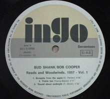 Carica l'immagine nel visualizzatore di Gallery, Bud Shank / Bob Cooper : Reeds And Woodwinds, 1957 Vol. 1 (LP, Unofficial)