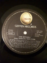 Carica l'immagine nel visualizzatore di Gallery, Joni Mitchell : Chalk Mark In A Rain Storm (LP, Album, Gat)