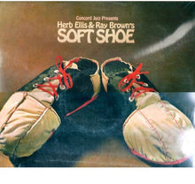 Carica l'immagine nel visualizzatore di Gallery, Herb Ellis & Ray Brown : Herb Ellis & Ray Brown's Soft Shoe (LP, Album)