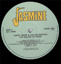 Carica l'immagine nel visualizzatore di Gallery, Larry Sonn Orchestra Featuring Al Cohn, Hal McKusick : The Sound Of Sonn (LP, Album, RE)