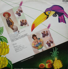 Carica l'immagine nel visualizzatore di Gallery, Kristal (2) : Mango Tree (12")