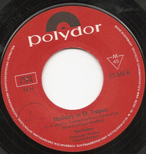 Carica l'immagine nel visualizzatore di Gallery, Gus Backus : 22 Beine Und Die Zwei Von Meiner Braut (7", Single, Mono)