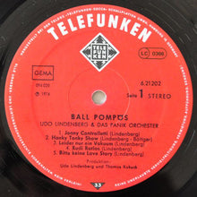 Carica l'immagine nel visualizzatore di Gallery, Udo Lindenberg Und Das Panikorchester : Ball Pompös (LP, Album, RE, Gat)