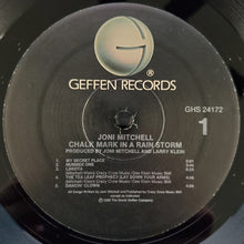 Carica l'immagine nel visualizzatore di Gallery, Joni Mitchell : Chalk Mark In A Rain Storm (LP, Album, Spe)