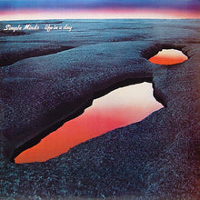 Carica l'immagine nel visualizzatore di Gallery, Simple Minds : Life In A Day (LP, Album, RE)