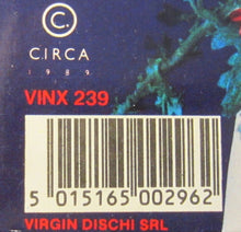 Carica l'immagine nel visualizzatore di Gallery, Hue & Cry : Violently (12")