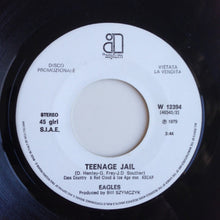Carica l'immagine nel visualizzatore di Gallery, Eagles : Heartache Tonight (7", Promo)