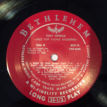 Carica l'immagine nel visualizzatore di Gallery, Anthony Ortega : Jazz For Young Moderns (And Old Buzzards, Too) (LP, Album, Mono, RE)