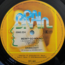 Carica l'immagine nel visualizzatore di Gallery, Grobschnitt : Merry-Go-Round (LP, Album)