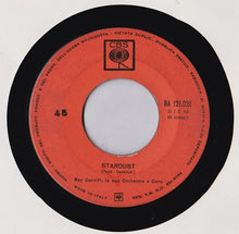 Carica l'immagine nel visualizzatore di Gallery, Ray Conniff : Begin The Beguine / Stardust (7")