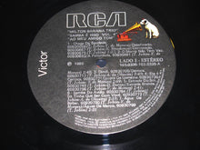 Carica l'immagine nel visualizzatore di Gallery, Milton Banana Trio : Ao Meu Amigo Tom, Samba É Isso - Vol. 4 (LP, Album)