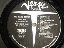 Carica l'immagine nel visualizzatore di Gallery, Buddy Rich And His Orchestra : Big Band Shout: Buddy Rich And His Orchestra Play Count Basie (LP, Album, RE)