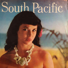 Carica l'immagine nel visualizzatore di Gallery, Joyce Blair, Peter Grant (8), Isabelle Lucas, Bernard Martin, Ian Wallace (3) And Mike Sammes Singers With The New World Show Orchestra Conducted By Johnny Douglas : South Pacific (LP, Album, Mono, Club)