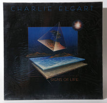 Carica l&#39;immagine nel visualizzatore di Gallery, Charlie Elgart : Signs Of Life (LP, Album)
