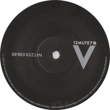 Carica l&#39;immagine nel visualizzatore di Gallery, Nitzer Ebb : Control Im Here Edition Number One (Command Control Confront) (12&quot;, Single)

