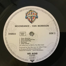 Carica l'immagine nel visualizzatore di Gallery, Van Morrison : Moondance (LP, Album, RE)
