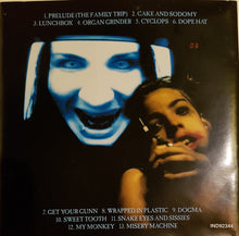 Carica l'immagine nel visualizzatore di Gallery, Marilyn Manson : Portrait Of An American Family (CD, Album, RP)
