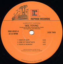 Carica l&#39;immagine nel visualizzatore di Gallery, Neil Young : Harvest Moon (LP + LP, S/Sided, Etch + Album, RSD, Ltd, RE)
