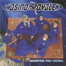 Carica l'immagine nel visualizzatore di Gallery, Casino Royale (2) : Sempre Più Vicini. (CD, Album)
