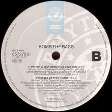Carica l&#39;immagine nel visualizzatore di Gallery, Bomb The Bass : Winter In July (12&quot;, Single)
