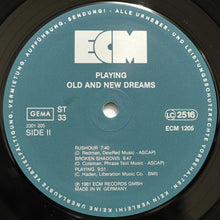 Carica l&#39;immagine nel visualizzatore di Gallery, Old And New Dreams : Playing (LP, Album)

