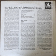 Carica l&#39;immagine nel visualizzatore di Gallery, Oscar Pettiford : The Oscar Pettiford Memorial Album (LP, Comp, RE, RM)
