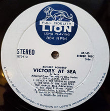 Carica l&#39;immagine nel visualizzatore di Gallery, The Aaron Bell Orchestra* : Richard Rodgers&#39; Victory At Sea In Jazz (LP, Album)

