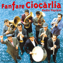 Carica l&#39;immagine nel visualizzatore di Gallery, Fanfare Ciocărlia : Radio Pașcani (CD, Album)

