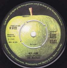 Carica l&#39;immagine nel visualizzatore di Gallery, The Beatles : Hey Jude c/w Revolution (7&quot;, Single, Mono, RE)

