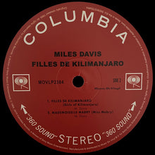 Carica l&#39;immagine nel visualizzatore di Gallery, Miles Davis : Filles De Kilimanjaro (LP, Album, RE)
