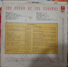 Carica l&#39;immagine nel visualizzatore di Gallery, The Shadows : The Sound Of The Shadows (LP, Album)
