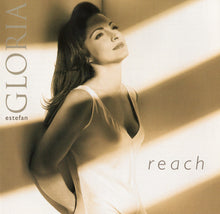 Carica l'immagine nel visualizzatore di Gallery, Gloria Estefan : Reach (CD, Maxi)
