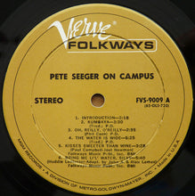 Carica l&#39;immagine nel visualizzatore di Gallery, Pete Seeger : On Campus (LP, Album)
