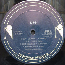 Carica l&#39;immagine nel visualizzatore di Gallery, Lips (5) : Lips (LP, Album)
