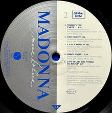 Carica l&#39;immagine nel visualizzatore di Gallery, Madonna : True Blue (LP, Album)
