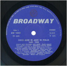 Carica l'immagine nel visualizzatore di Gallery, Various : 10 Anni Di Jazz In Italia 1949 - 1959 (LP, Comp)
