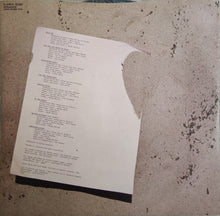 Carica l&#39;immagine nel visualizzatore di Gallery, Neil Young : On The Beach (LP, Album)
