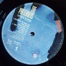 Carica l'immagine nel visualizzatore di Gallery, The Pretenders : Learning To Crawl (LP, Album)
