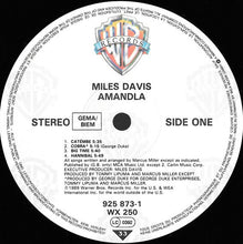 Carica l&#39;immagine nel visualizzatore di Gallery, Miles Davis : Amandla (LP, Album)
