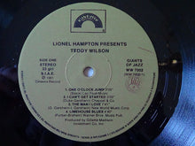 Carica l'immagine nel visualizzatore di Gallery, Teddy Wilson : Lionel Hampton Presents: Teddy Wilson (LP, Album)
