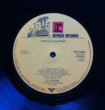 Carica l'immagine nel visualizzatore di Gallery, Ry Cooder : Chicken Skin Music (LP, Album)
