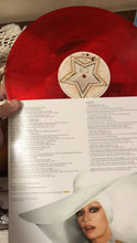 Carica l&#39;immagine nel visualizzatore di Gallery, Raffaella Carrà : Ogni Volta Che È Natale (LP, Album, Ltd, Red)
