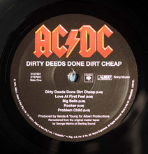 Carica l&#39;immagine nel visualizzatore di Gallery, AC/DC : Dirty Deeds Done Dirt Cheap (LP, Album, RE, RM, 180)
