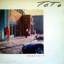 Carica l'immagine nel visualizzatore di Gallery, Toto : Fahrenheit (LP, Album)
