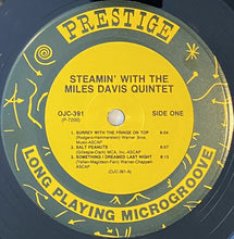 Carica l&#39;immagine nel visualizzatore di Gallery, The Miles Davis Quintet : Steamin&#39; With The Miles Davis Quintet (LP, Album, RE, RM, Pin)
