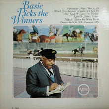 Carica l'immagine nel visualizzatore di Gallery, Count Basie Orchestra : Basie Picks The Winners (LP)
