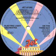 Carica l'immagine nel visualizzatore di Gallery, Electric Light Orchestra : On The Third Day (LP, Album, RE)
