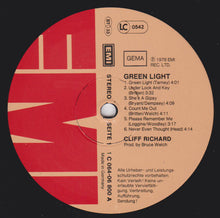 Carica l&#39;immagine nel visualizzatore di Gallery, Cliff Richard : Green Light (LP, Album)
